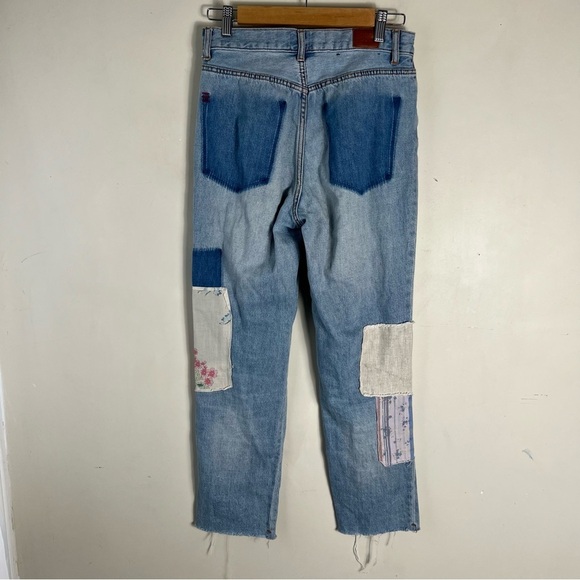 BDG High-Waisted Slim Straight Jean – Floral Patchwork Size 28 Ankle Raw Hem - Picture 6 of 16